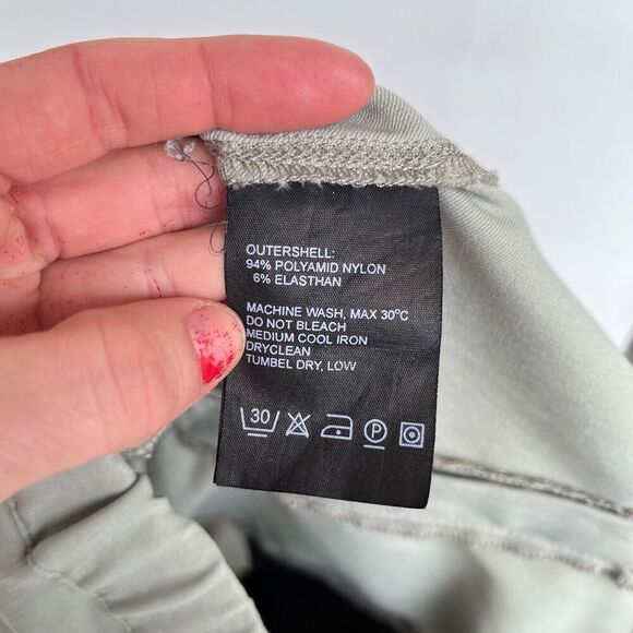 Helly Hansen Quick‑Dry Hiking Shorts Ecru Stretch Size M - Picture 9 of 10